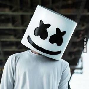 Meet your Posher, Dustin